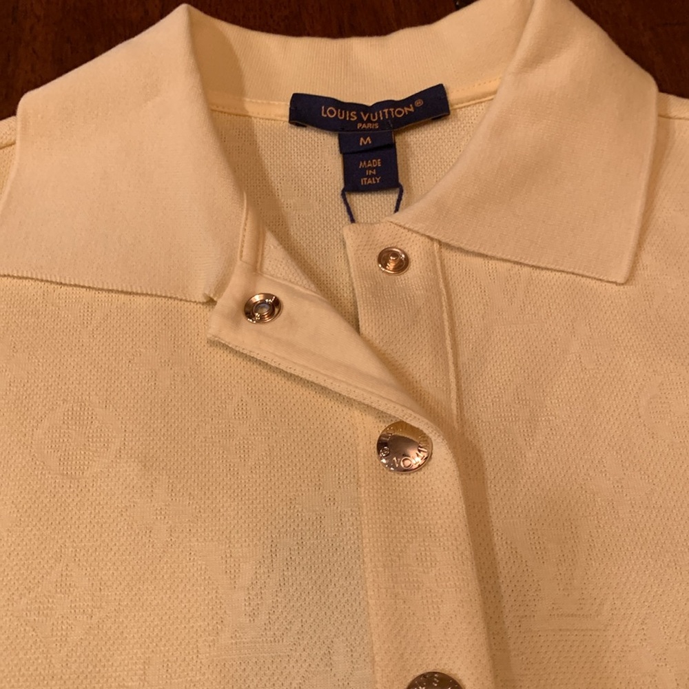Yellow brand new Louis Vuitton lemon dress   with Button Details,made in Italy